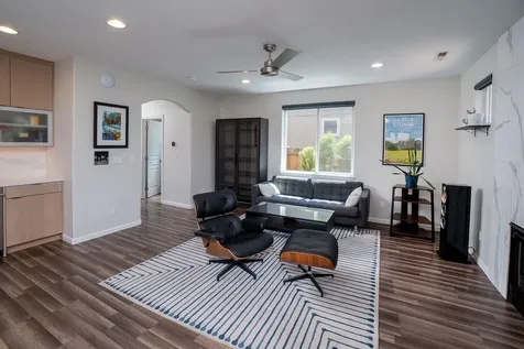 1049 SE 6th Street Bend OR 97702