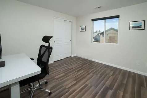 1049 SE 6th Street Bend OR 97702
