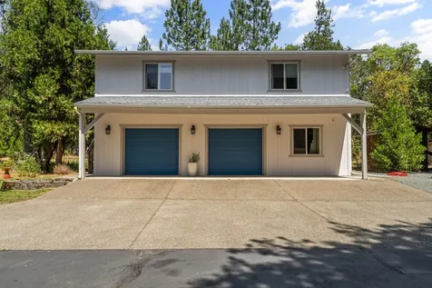 3806 Jumpoff Joe Creek Road Grants Pass OR 97526