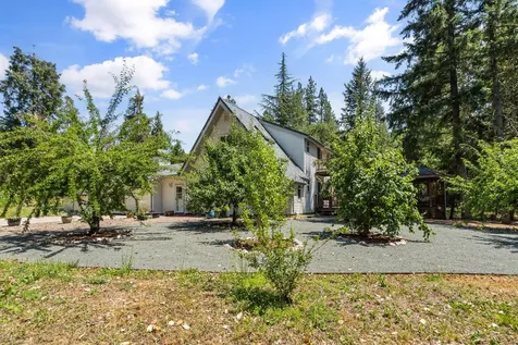 3806 Jumpoff Joe Creek Road Grants Pass OR 97526