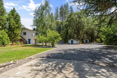 3806 Jumpoff Joe Creek Road Grants Pass OR 97526