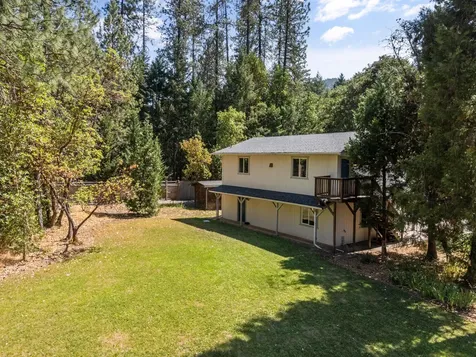 3806 Jumpoff Joe Creek Road Grants Pass OR 97526