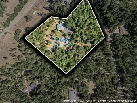 3806 Jumpoff Joe Creek Road Grants Pass OR 97526