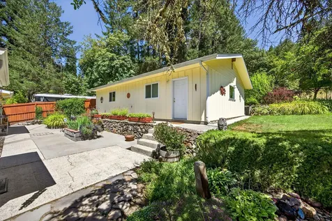 831 Savage Creek Road Grants Pass OR 97527