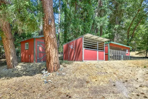 831 Savage Creek Road Grants Pass OR 97527