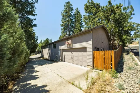 2152 NW Torrey Pines Drive Bend OR 97703
