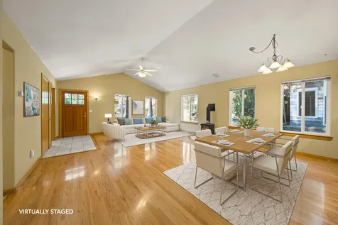 2152 NW Torrey Pines Drive Bend OR 97703