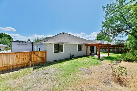 2767 Brookside Drive Medford OR 97504