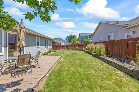 537 NE Marigold Street Madras OR 97741