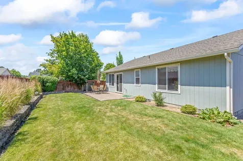 537 NE Marigold Street Madras OR 97741