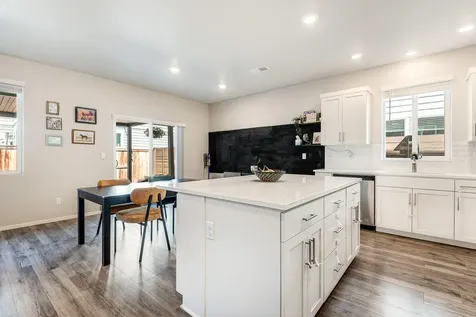 61617 SE Lorenzo Drive Bend OR 97702