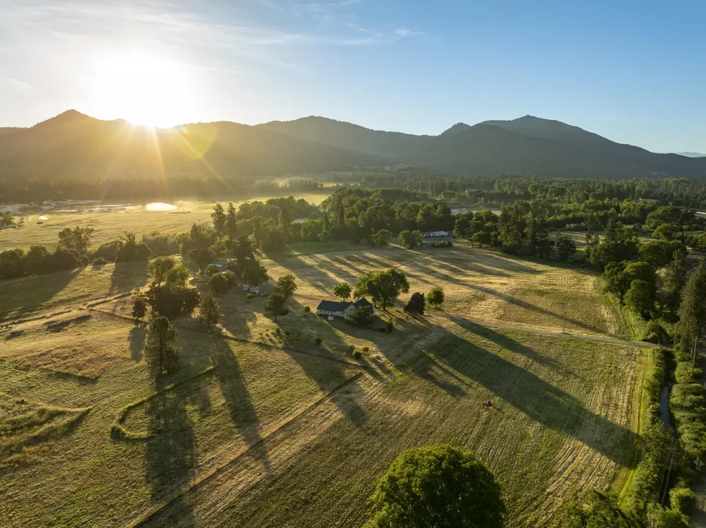 12701 Williams Highway Grants Pass OR 97527