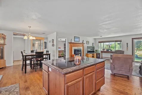 114 Tracy Drive Grants Pass OR 97527