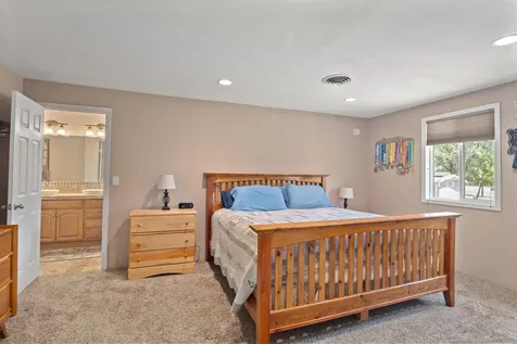 114 Tracy Drive Grants Pass OR 97527