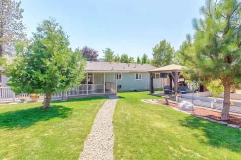 114 Tracy Drive Grants Pass OR 97527