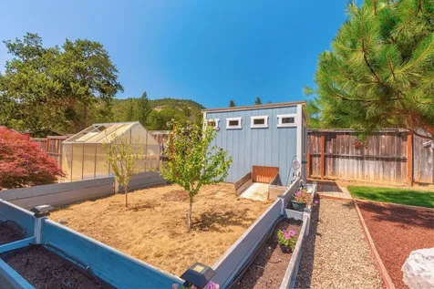 114 Tracy Drive Grants Pass OR 97527