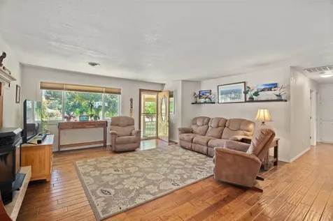 114 Tracy Drive Grants Pass OR 97527