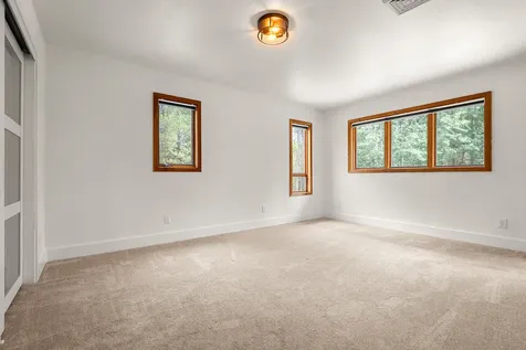 55402 Homestead Way Bend OR 97707