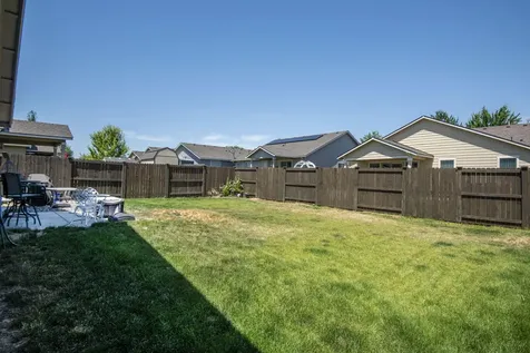 2395 SW Newberry Loop Redmond OR 97756