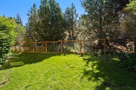 20963 Rock Park Drive Bend OR 97701