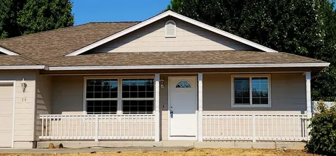 29 Devonwood Court Eagle Point OR 97524