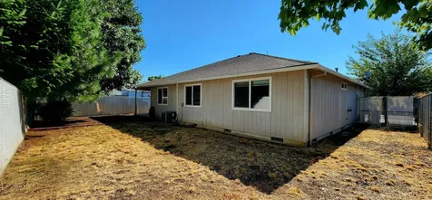 29 Devonwood Court Eagle Point OR 97524