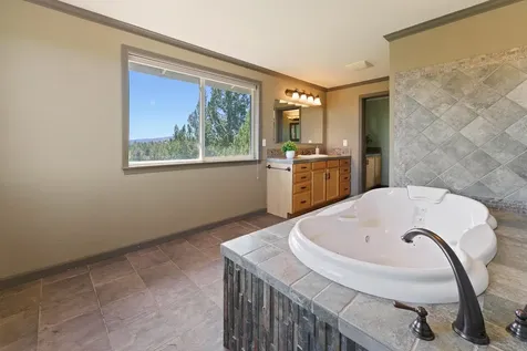 23444 Butterfield Trail Bend OR 97702