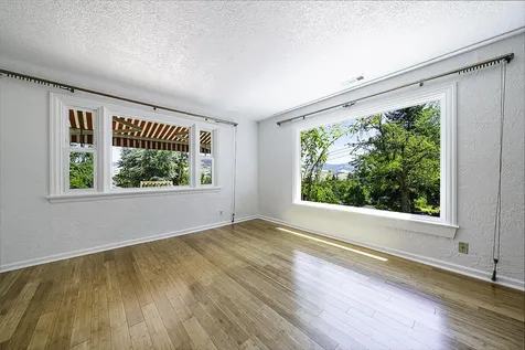 681 Liberty Street Ashland OR 97520