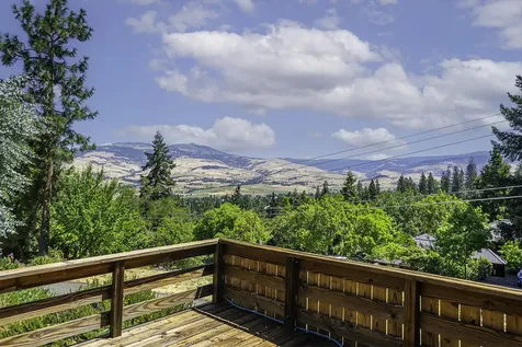 681 Liberty Street Ashland OR 97520