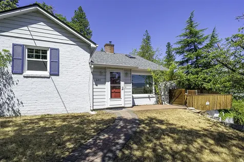 681 Liberty Street Ashland OR 97520