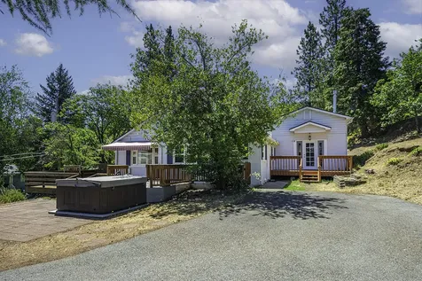 681 Liberty Street Ashland OR 97520