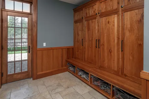 18780 Macalpine Loop Bend OR 97702