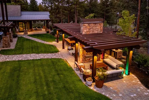 18780 Macalpine Loop Bend OR 97702