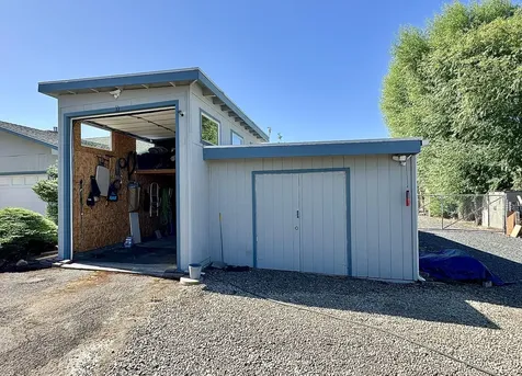4810 Fern Valley Road Medford OR 97504