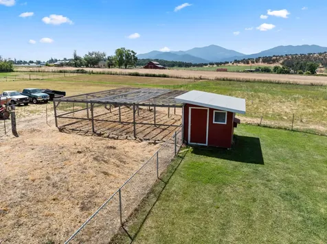 4810 Fern Valley Road Medford OR 97504