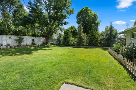 4810 Fern Valley Road Medford OR 97504
