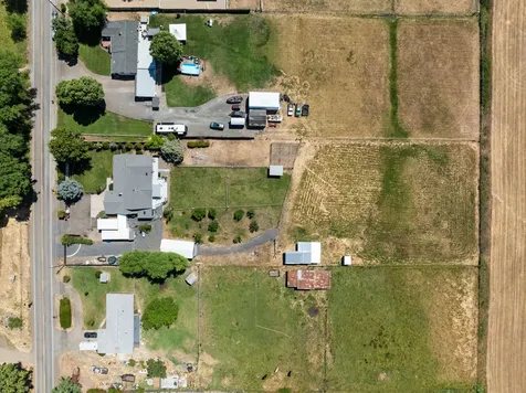 4810 Fern Valley Road Medford OR 97504