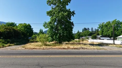 1419 Fruitdale Drive Grants Pass OR 97527
