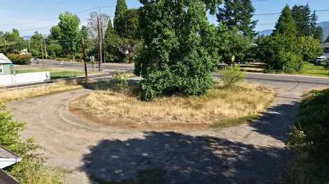 1419 Fruitdale Drive Grants Pass OR 97527