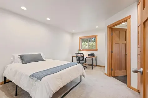 17373 S Century Drive Bend OR 97707