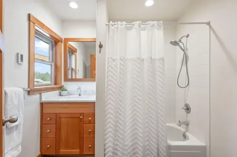 17373 S Century Drive Bend OR 97707