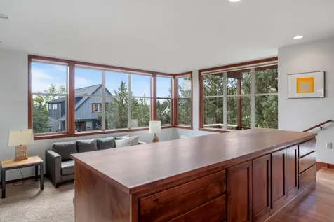 222 Presidio Park Lane Redmond OR 97756