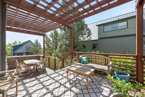 222 Presidio Park Lane Redmond OR 97756