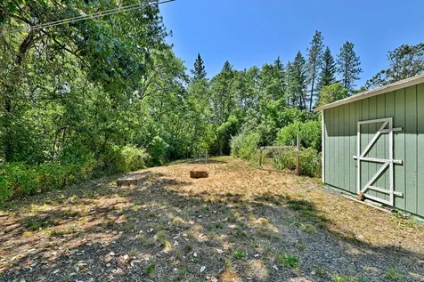 387 N Old Stage Road Cave Junction OR 97523