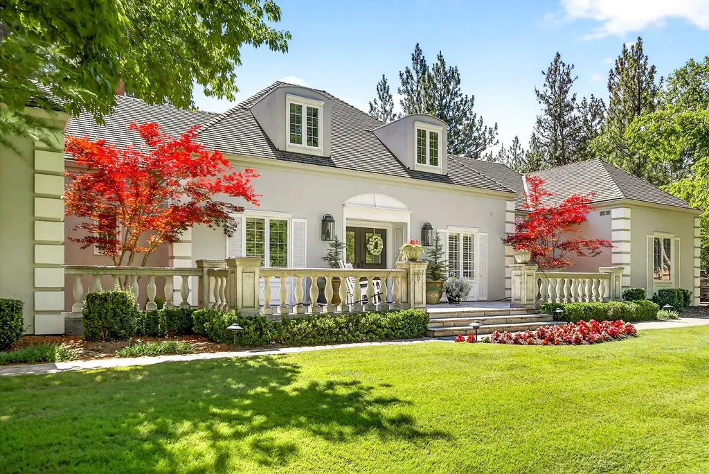 357 Reiten Drive Ashland OR 97520