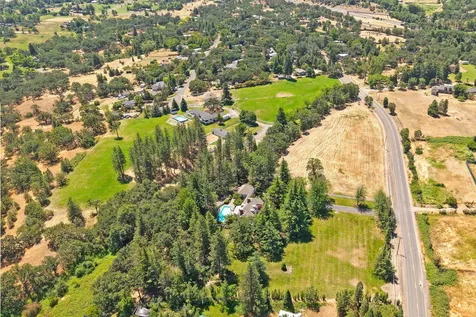 357 Reiten Drive Ashland OR 97520