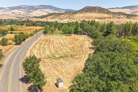 357 Reiten Drive Ashland OR 97520