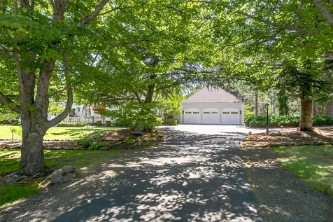 357 Reiten Drive Ashland OR 97520