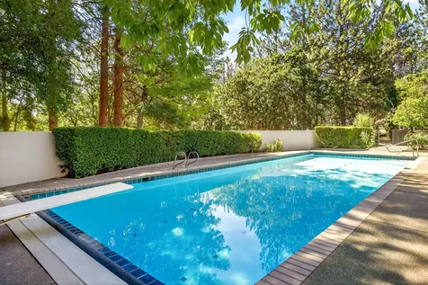 357 Reiten Drive Ashland OR 97520