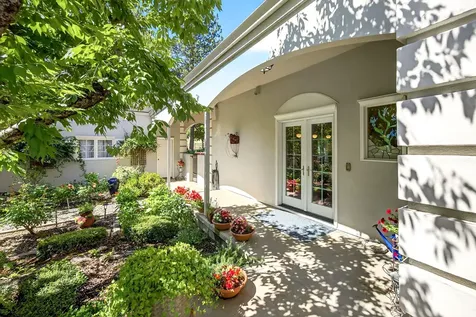 357 Reiten Drive Ashland OR 97520